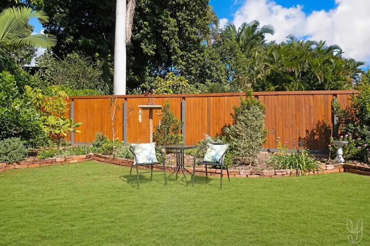 Holiday home 3 Bedroom Family-Friendly Coastal Haven! Yeppoon
