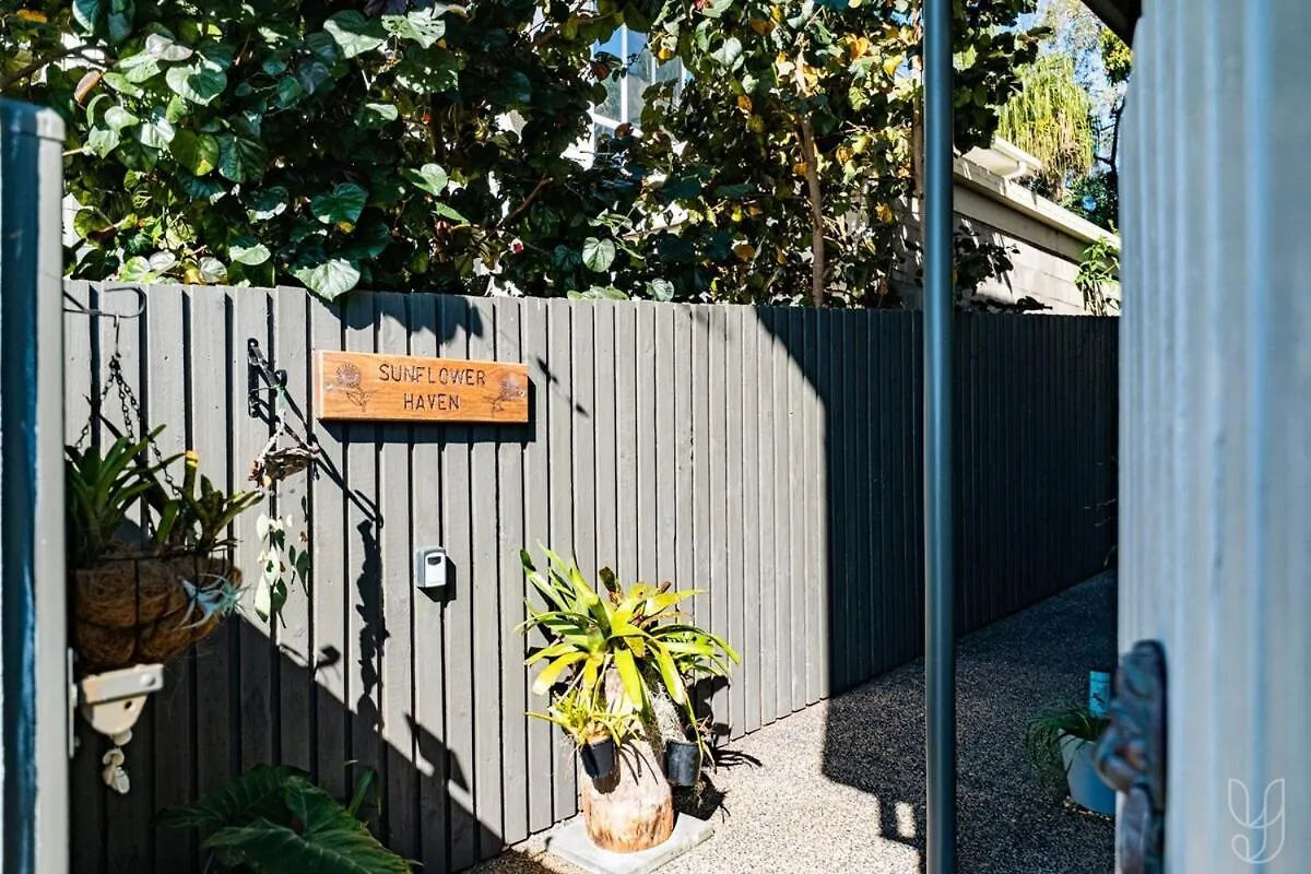 3 Bedroom Family-Friendly Coastal Haven! Yeppoon